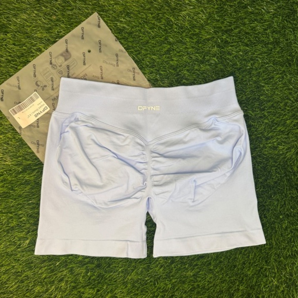 Dfyne impact shorts 4.5" ice blue large